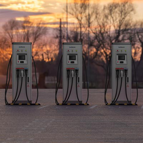 solutions_itinerance02 Borne de recharge sur un parking<br />